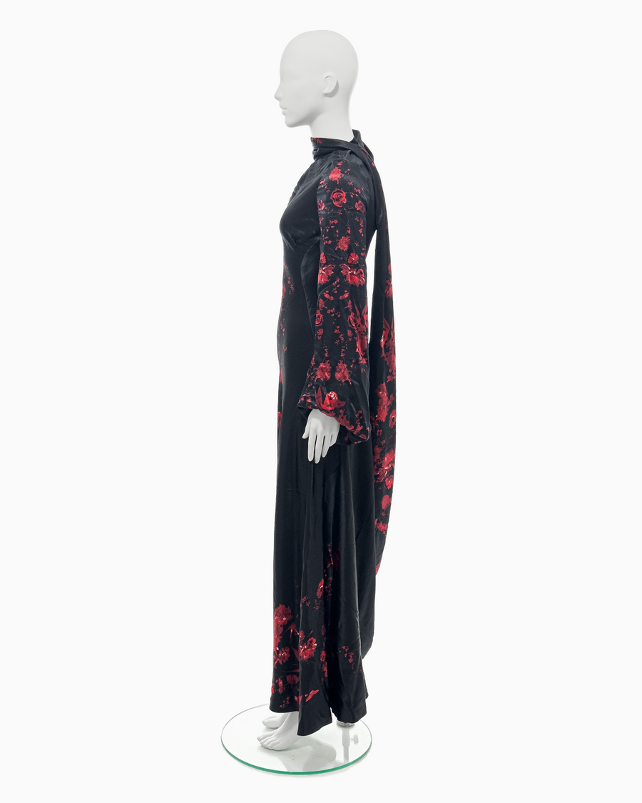 Alexander McQueen Black Silk Kimono Gown With Red Rose Print, Fall/Winter 2009